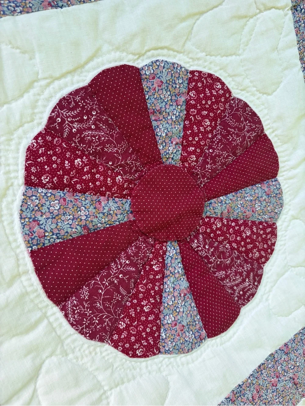 Vintage Handmade Dresden Plate Quilt - 84x85-Cottagecore Floral Patchwork Quilt